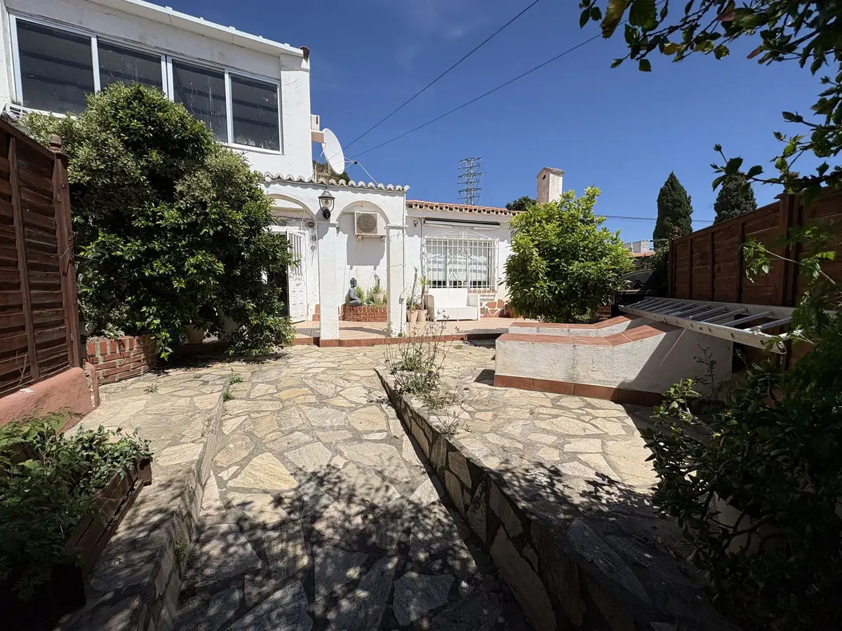 Semi-Detached House for sale in Torreblanca — photo 1