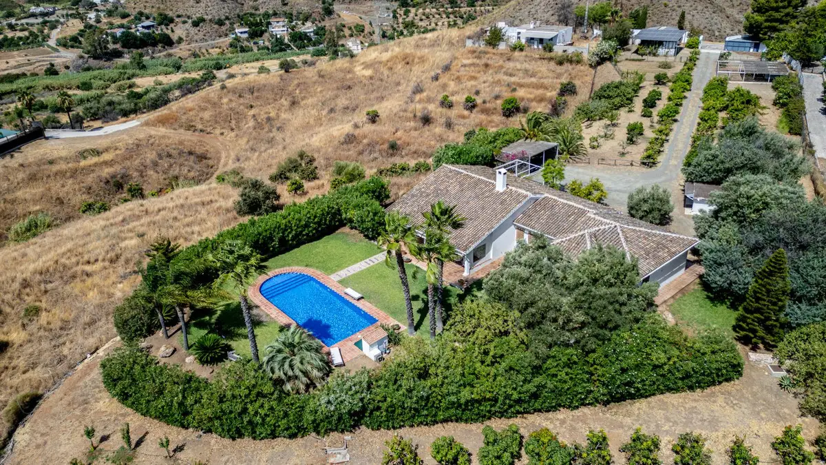 Detached Villa for sale in Alhaurín el Grande — photo 1
