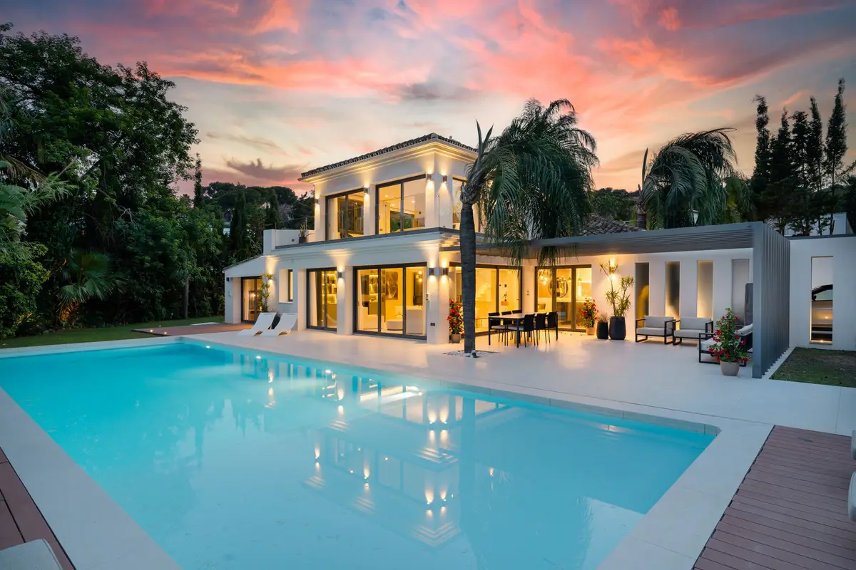 Detached Villa for sale in Las Brisas — photo 1