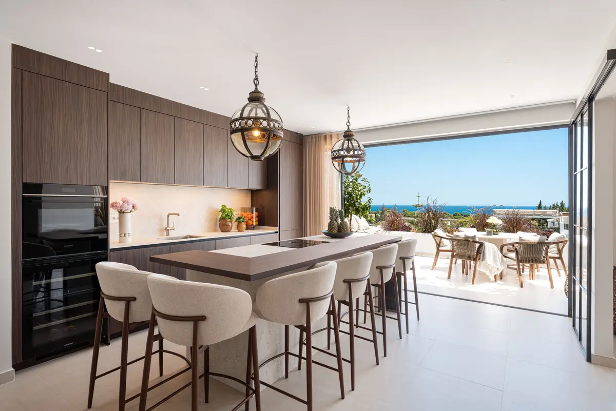 Middle Floor Apartment for sale in The Golden Mile — photo 1