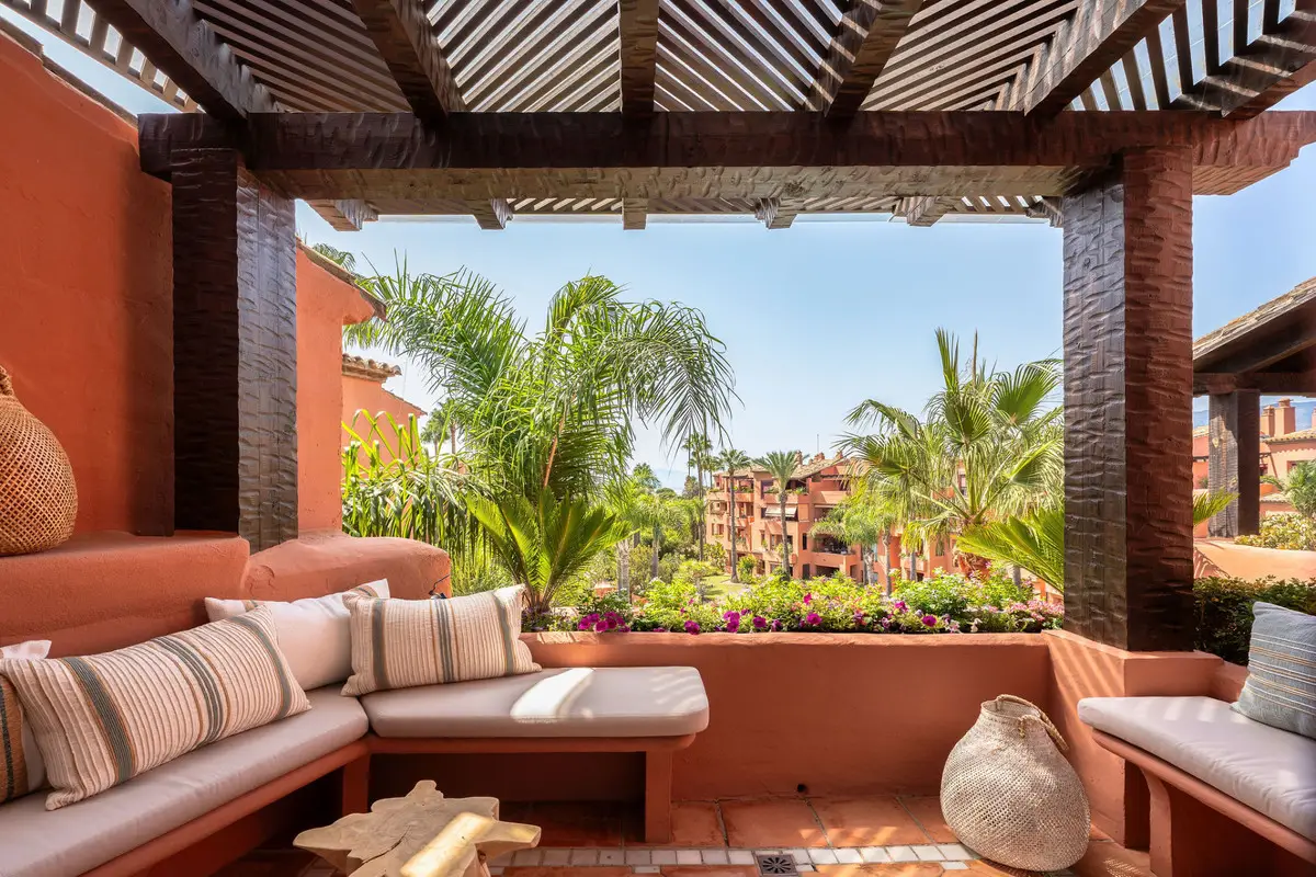Penthouse for sale in Marbella — photo 1