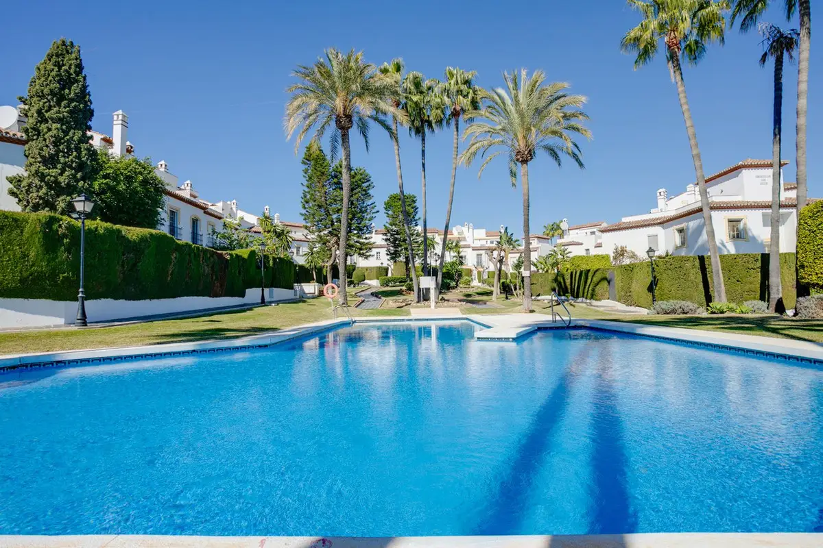Townhouse for sale in Bel Air — photo 1