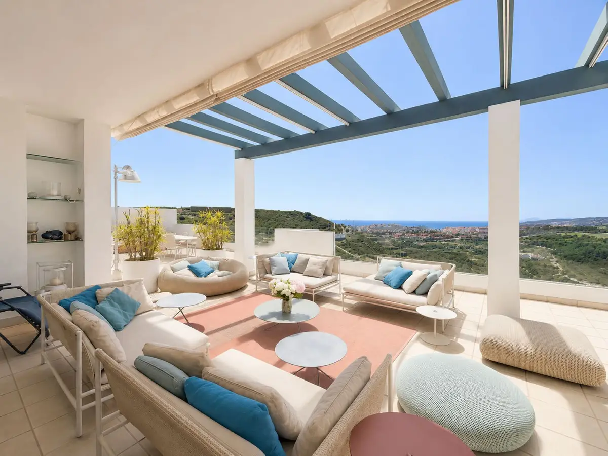 Penthouse for sale in Casares Playa — photo 1