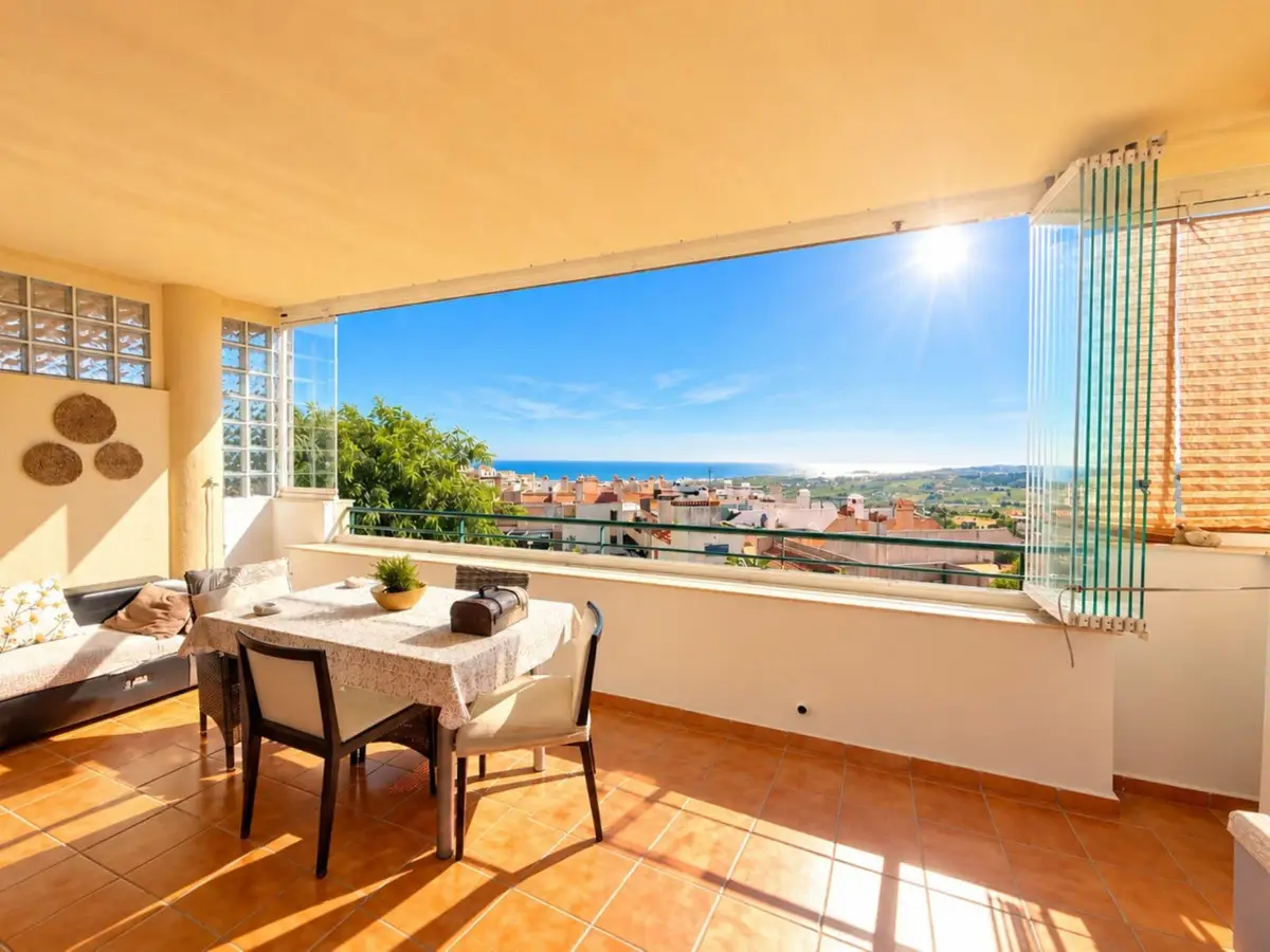 Middle Floor Apartment for sale in Doña Julia — photo 1