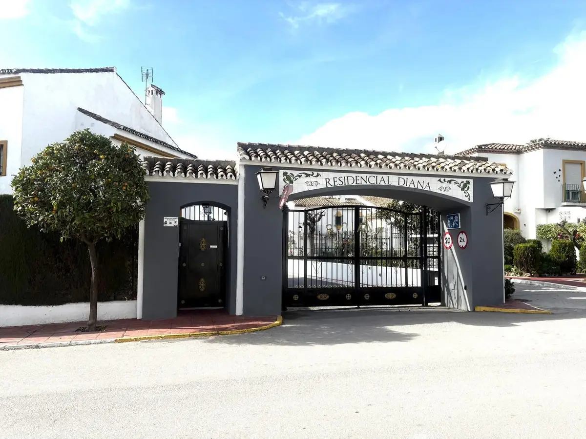 Semi-Detached House for sale in Cancelada — photo 1