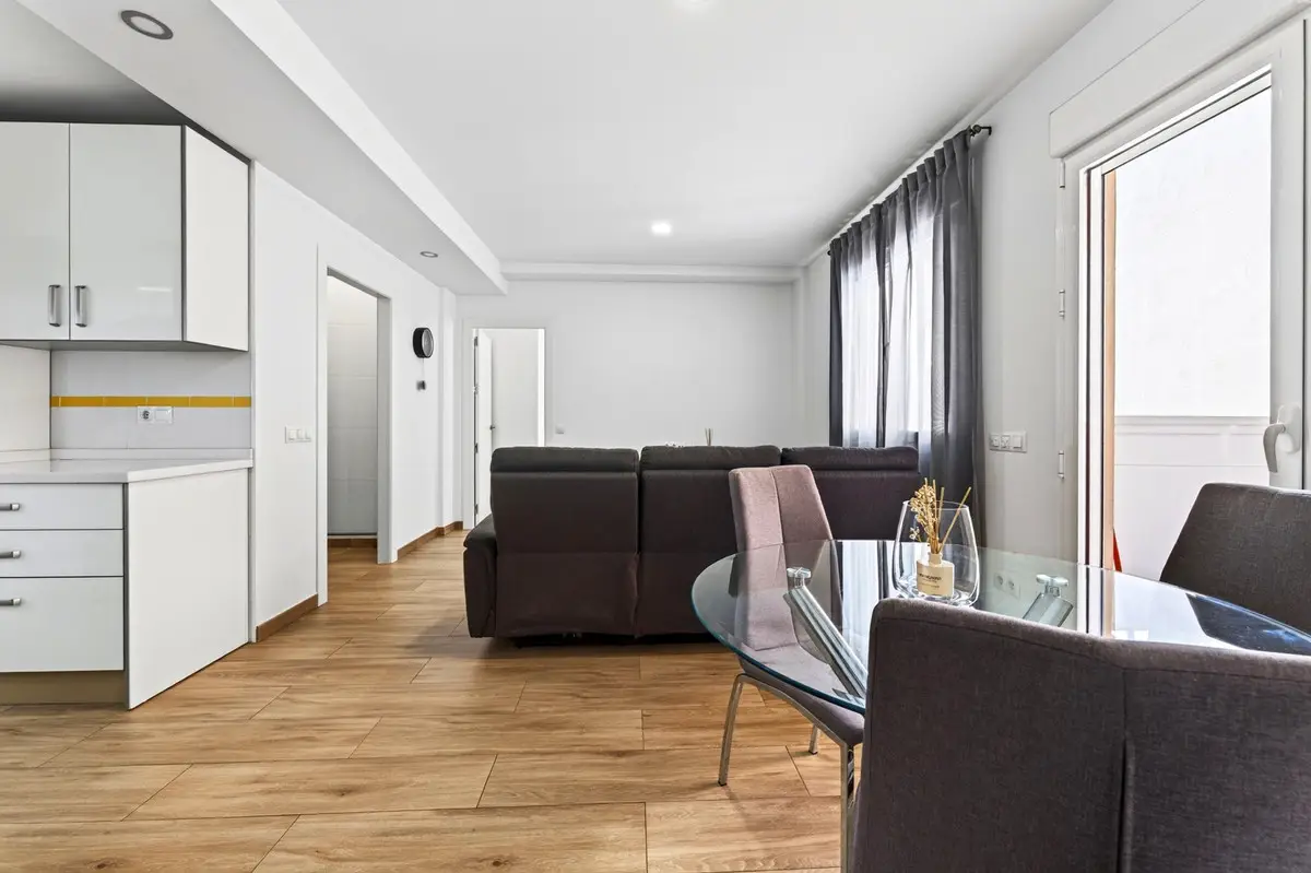 Middle Floor Apartment for sale in Centro Histórico — photo 1