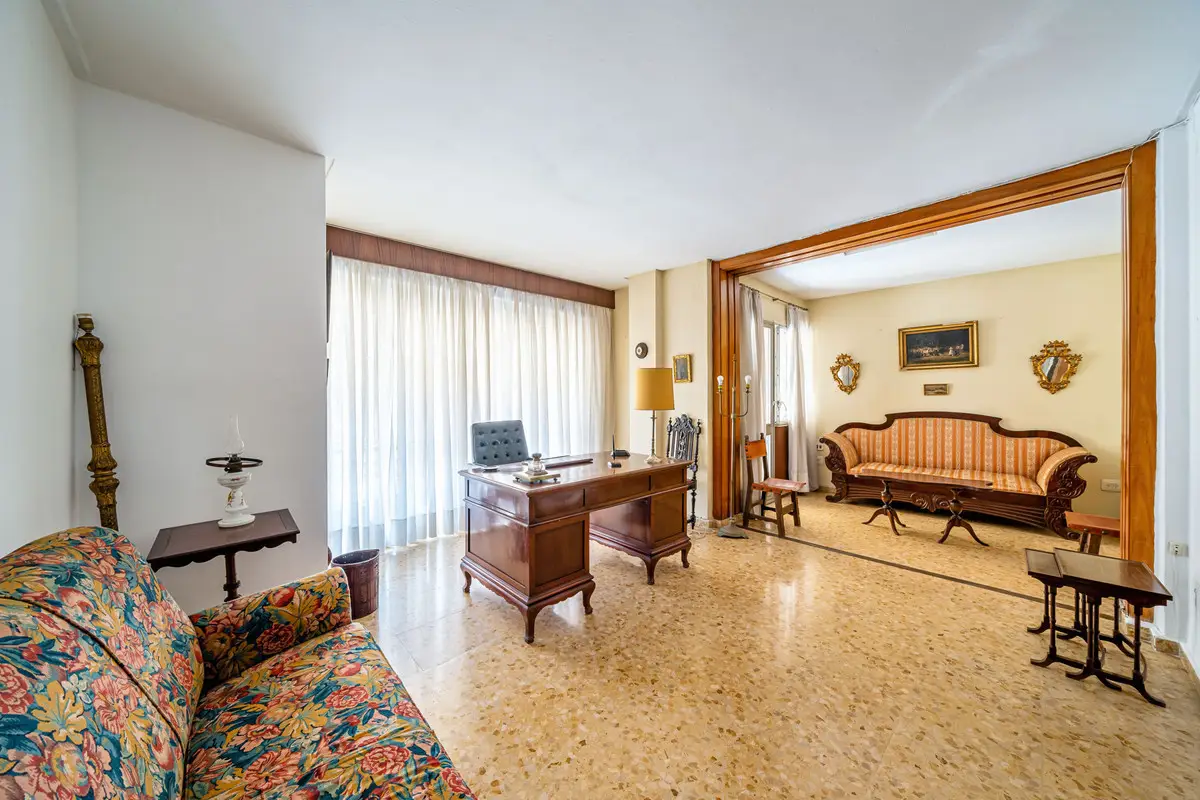 Middle Floor Apartment for sale in Málaga Centro — photo 1
