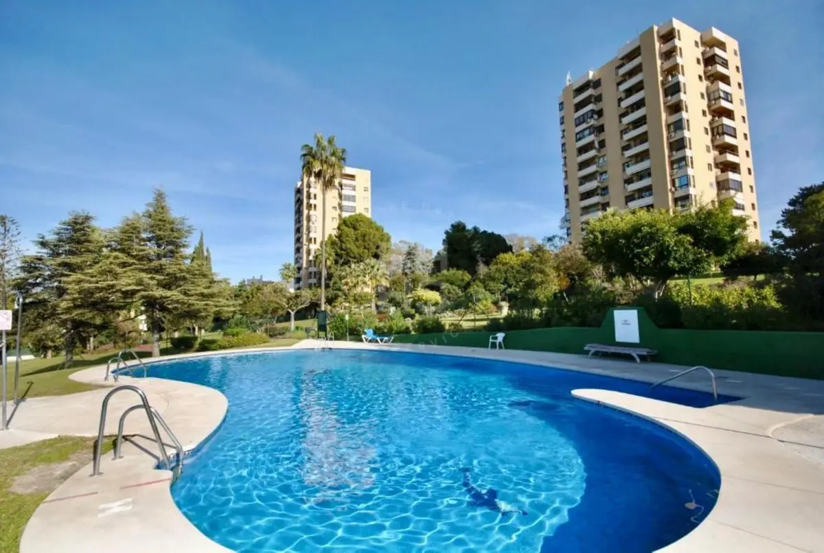 Middle Floor Studio for sale in Nueva Andalucía — photo 1