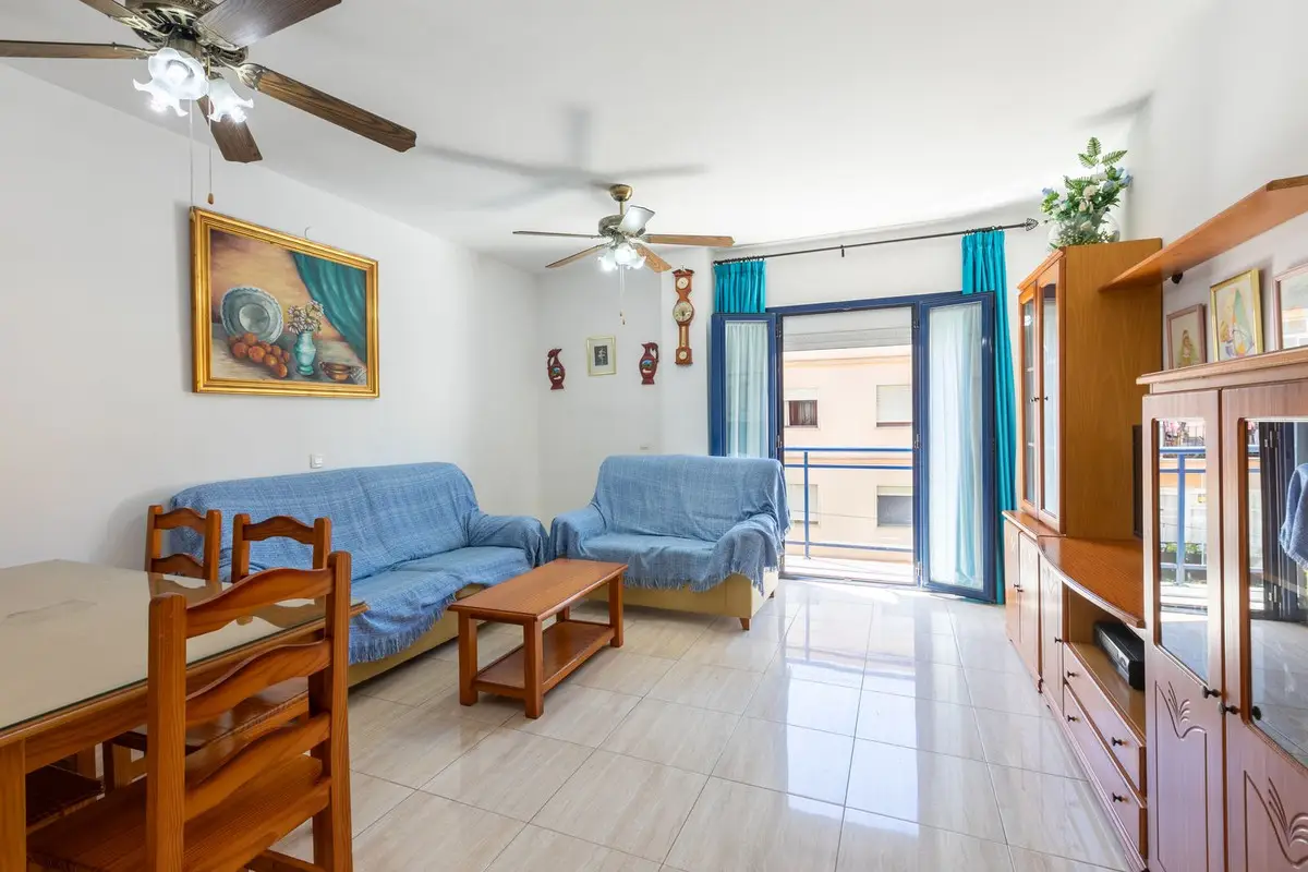 Middle Floor Apartment for sale in Fuengirola — photo 1