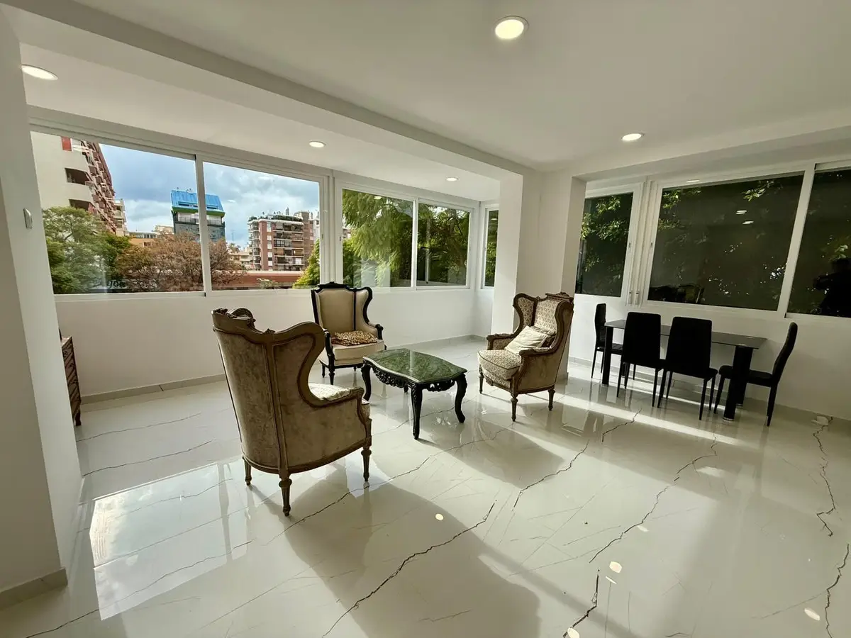 Middle Floor Apartment for sale in Marbella — photo 1