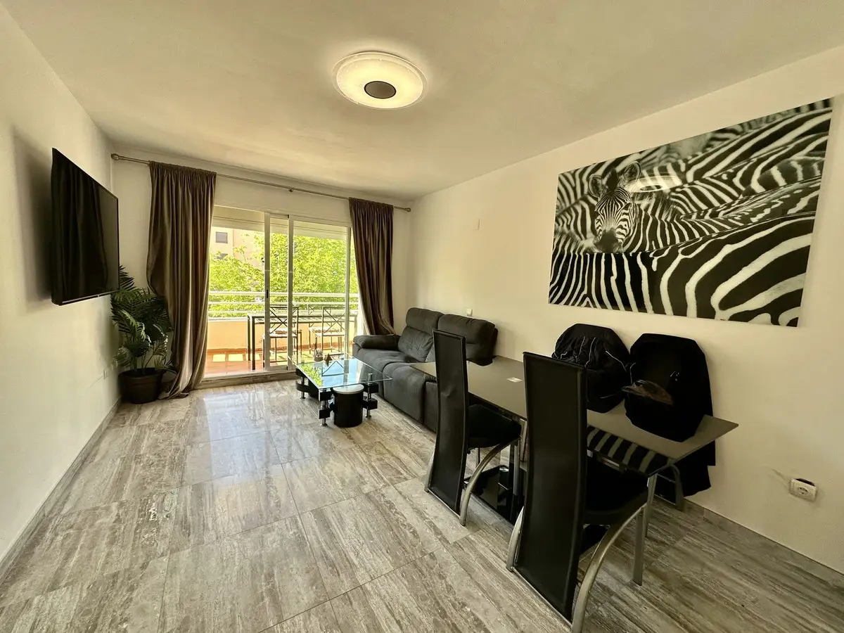 Middle Floor Apartment for sale in The Golden Mile — photo 1