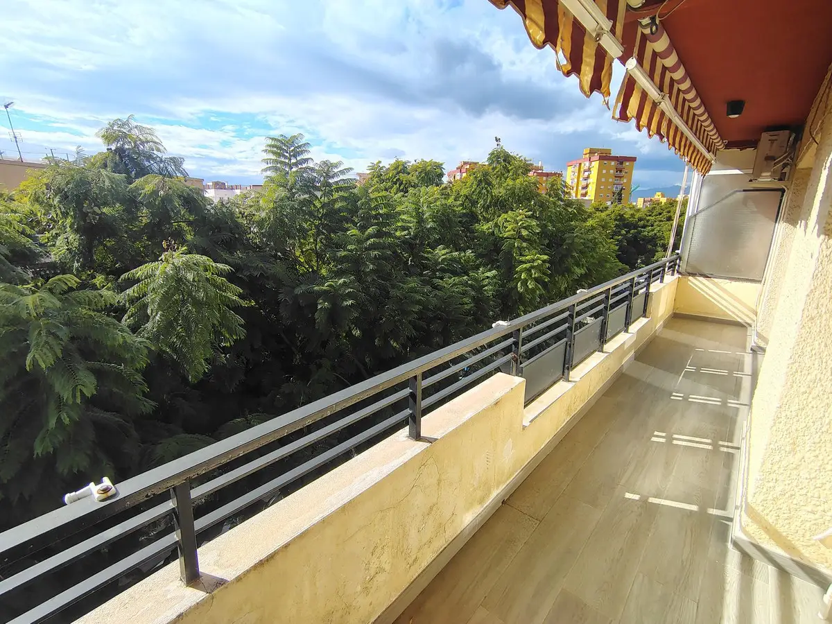 Top Floor Apartment for sale in Fuengirola — photo 1