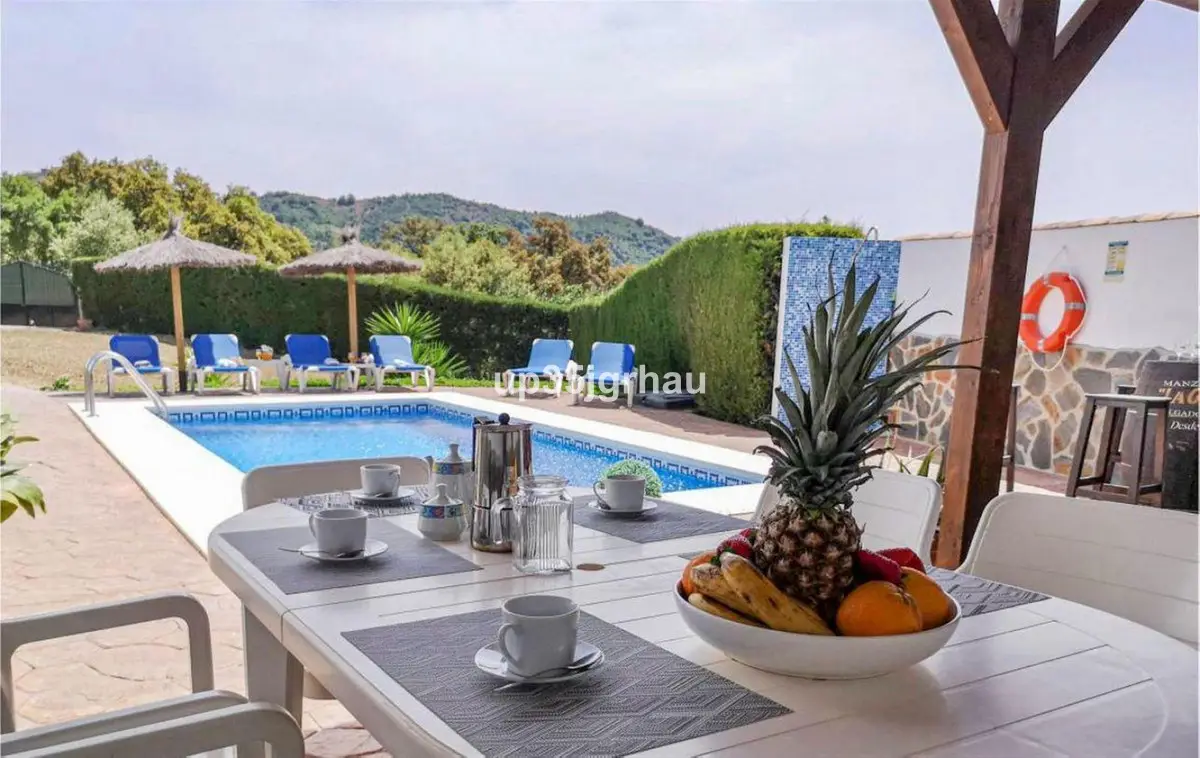 Detached Villa for sale in Benarrabá — photo 1