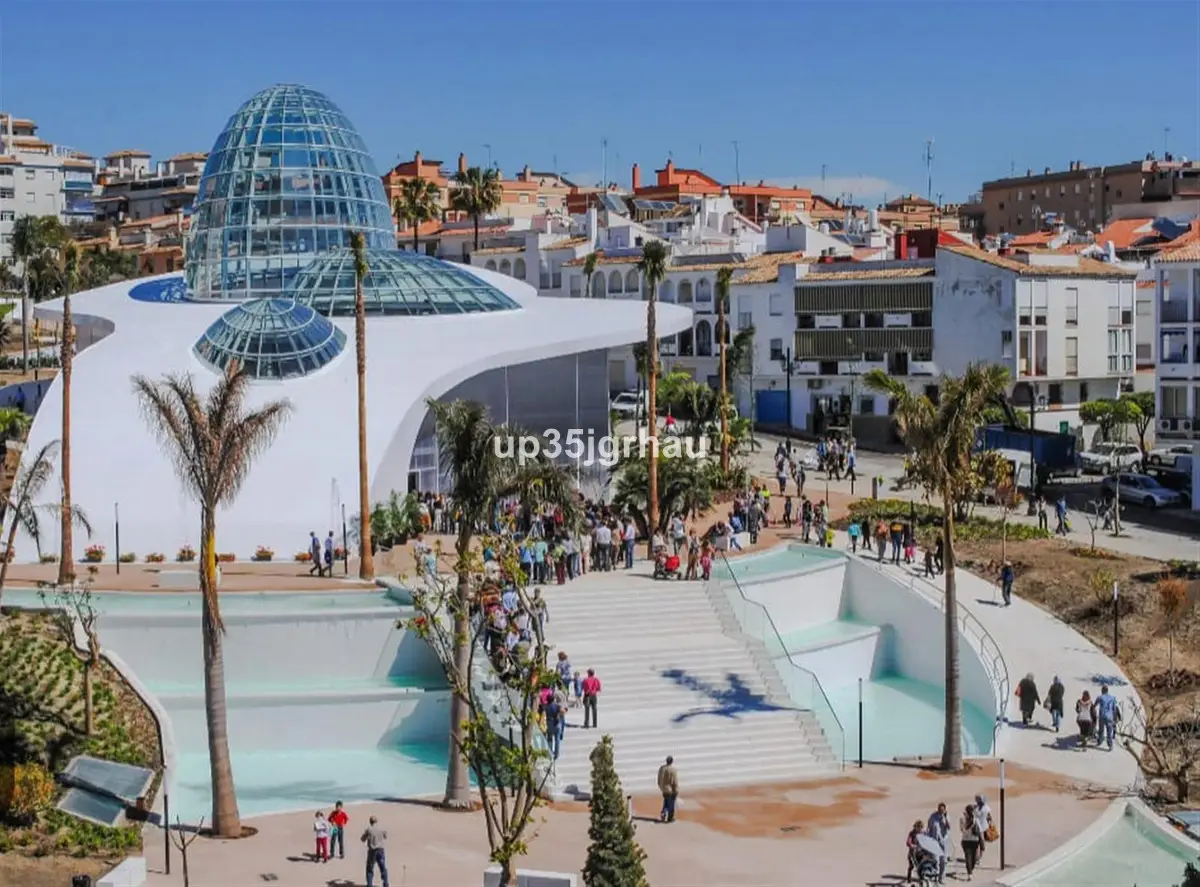 Top Floor Apartment for sale in Estepona — photo 1