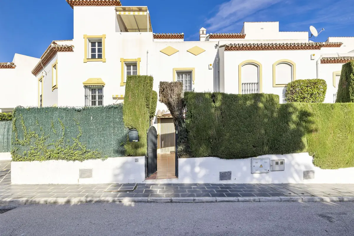 Townhouse for sale in Bel Air — photo 1