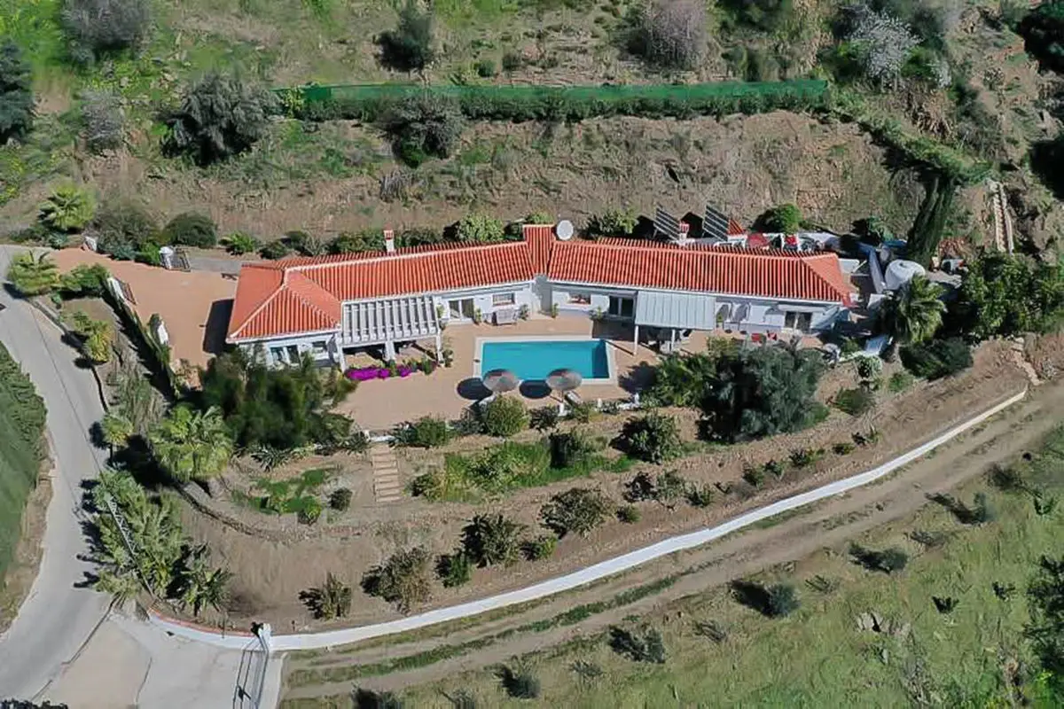 Detached Villa for sale in Arenas — photo 1