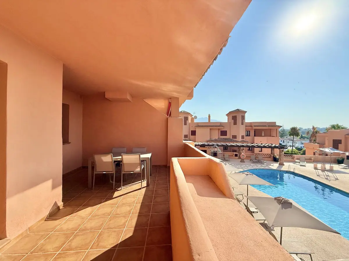 Ground Floor Apartment for sale in El Paraiso — photo 1