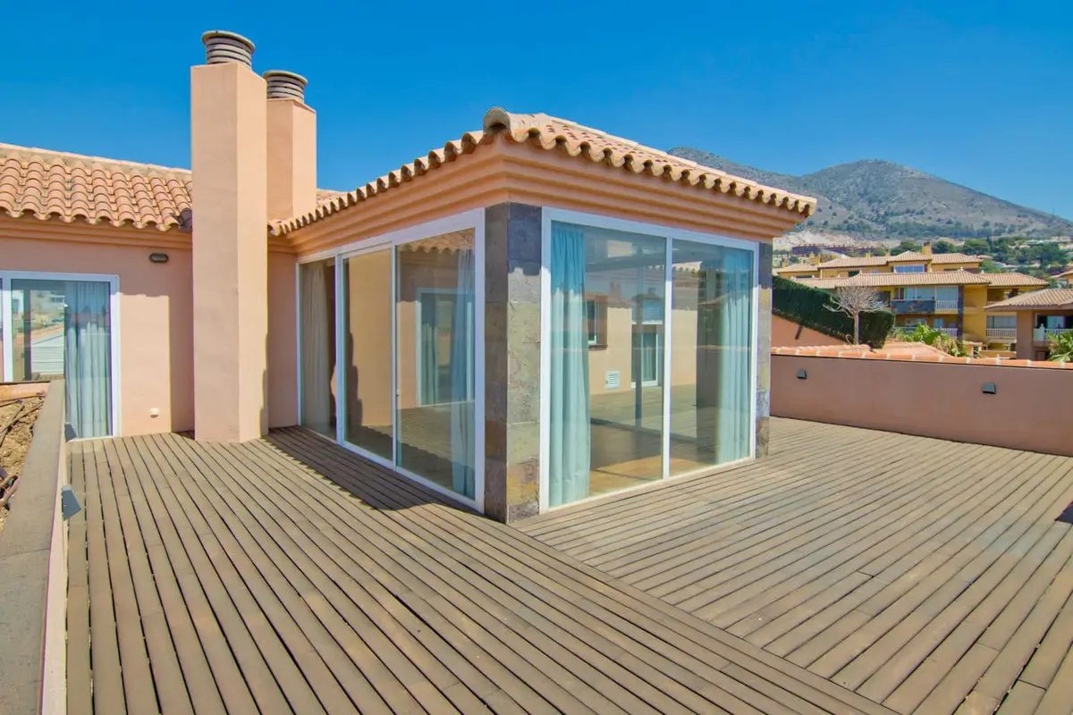 Penthouse for sale in Fuengirola — photo 1