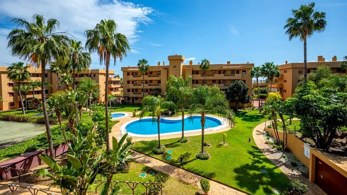 Penthouse for sale in La Cala de Mijas — photo 1