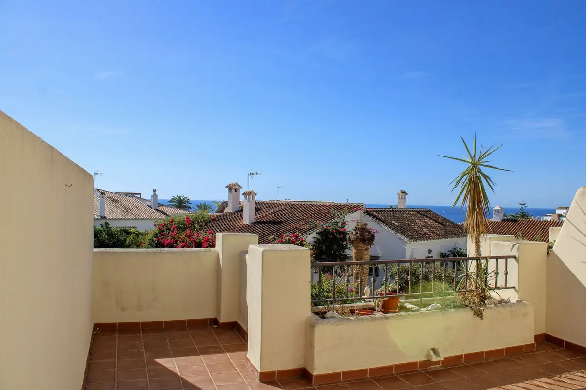 Townhouse for sale in Nerja — photo 1