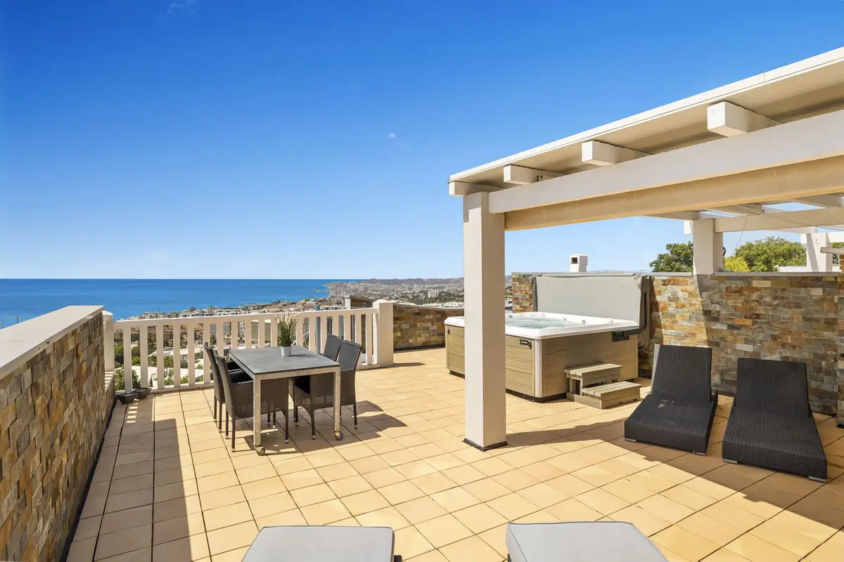 Penthouse Duplex for sale in Benalmadena — photo 1