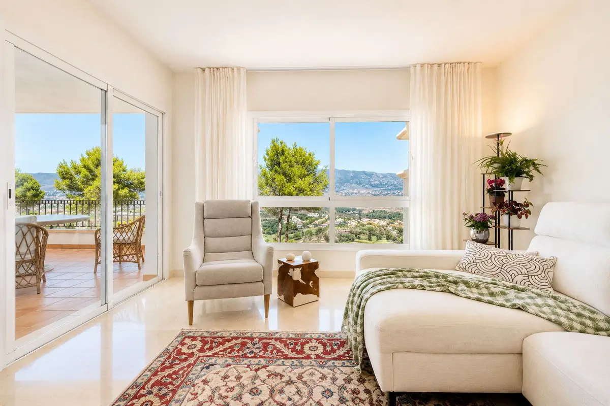 Middle Floor Apartment for sale in La Cala Golf — photo 1