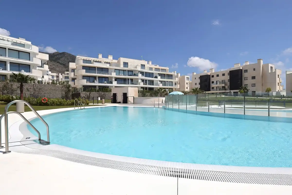Ground Floor Apartment for sale in Fuengirola — photo 1