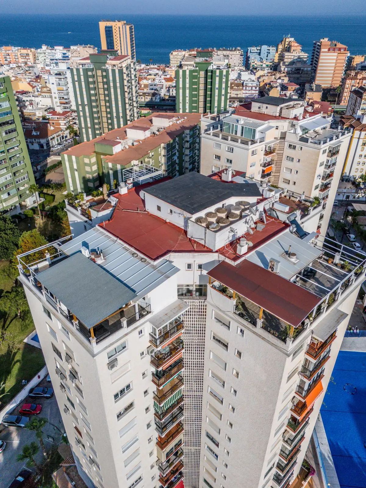 Penthouse for sale in Fuengirola — photo 1