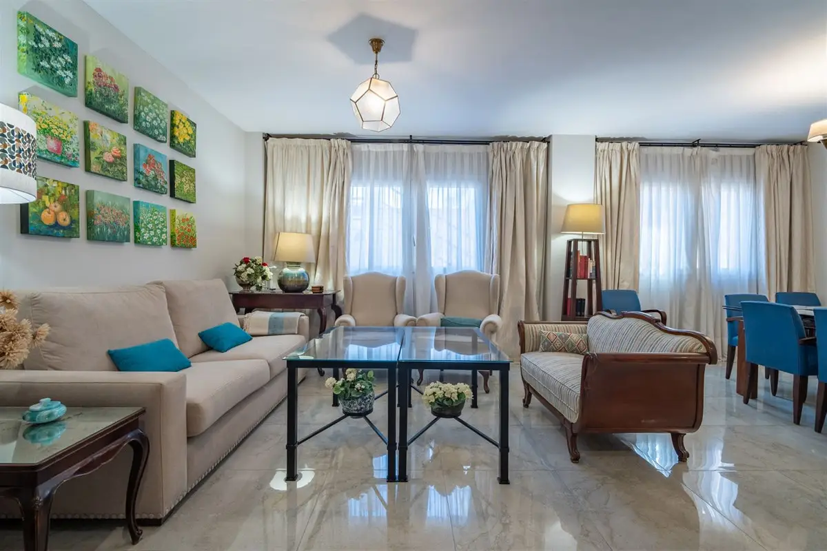 Middle Floor Apartment for sale in Malagueta — photo 1