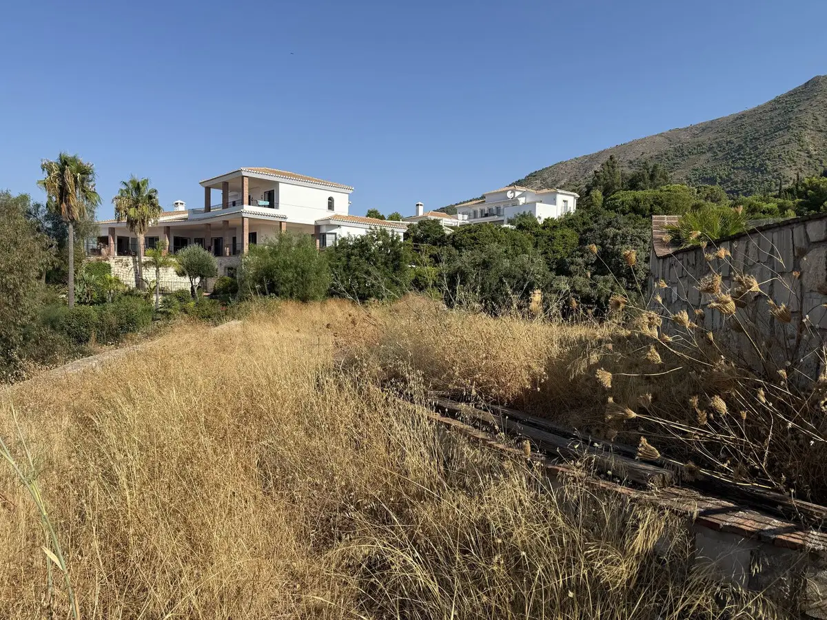 Residential Plot for sale in Valtocado — photo 1