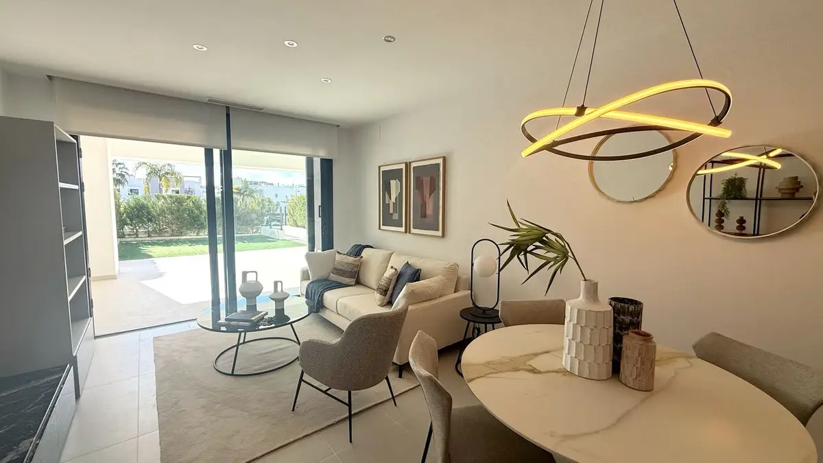 Ground Floor Apartment for sale in Cancelada — photo 1
