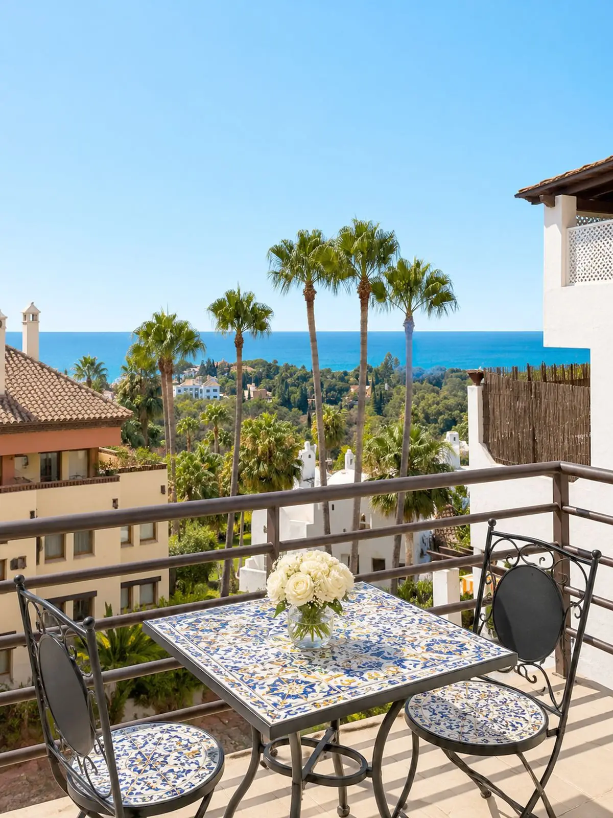 Middle Floor Apartment for sale in Marbella — photo 1
