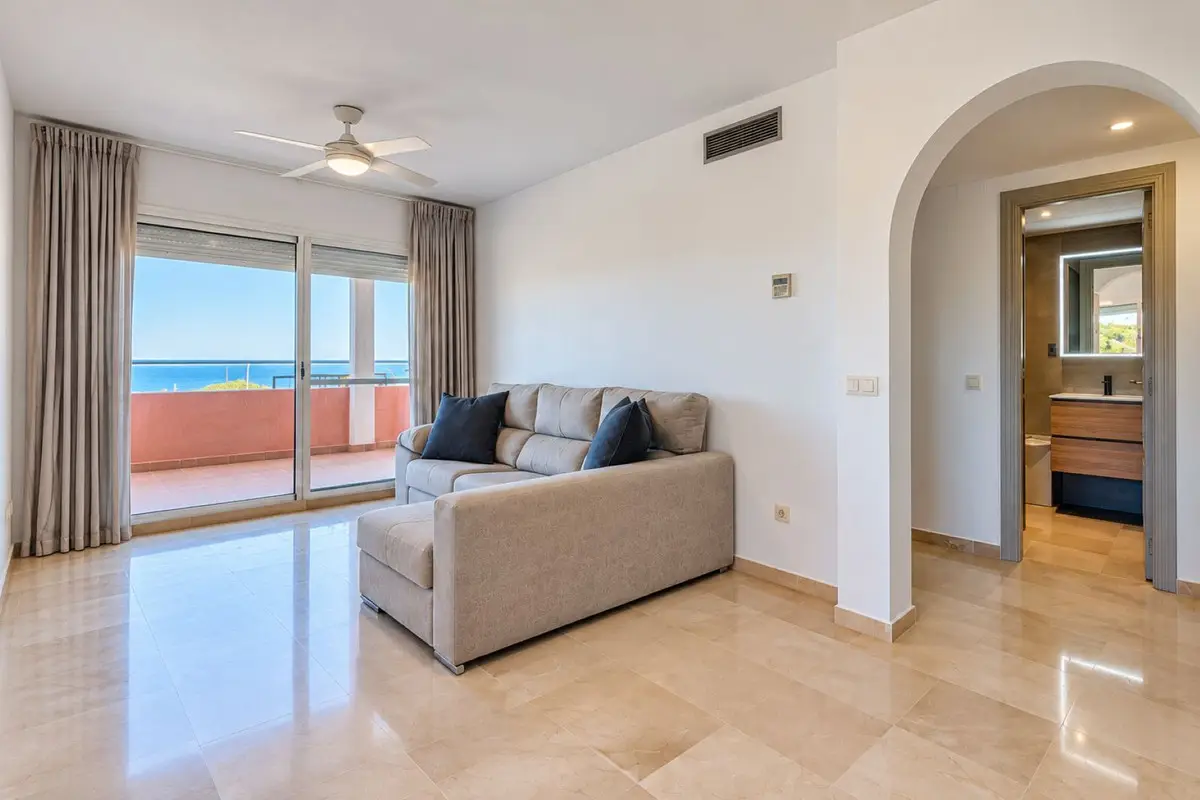 Ground Floor Apartment for sale in Casares — photo 1