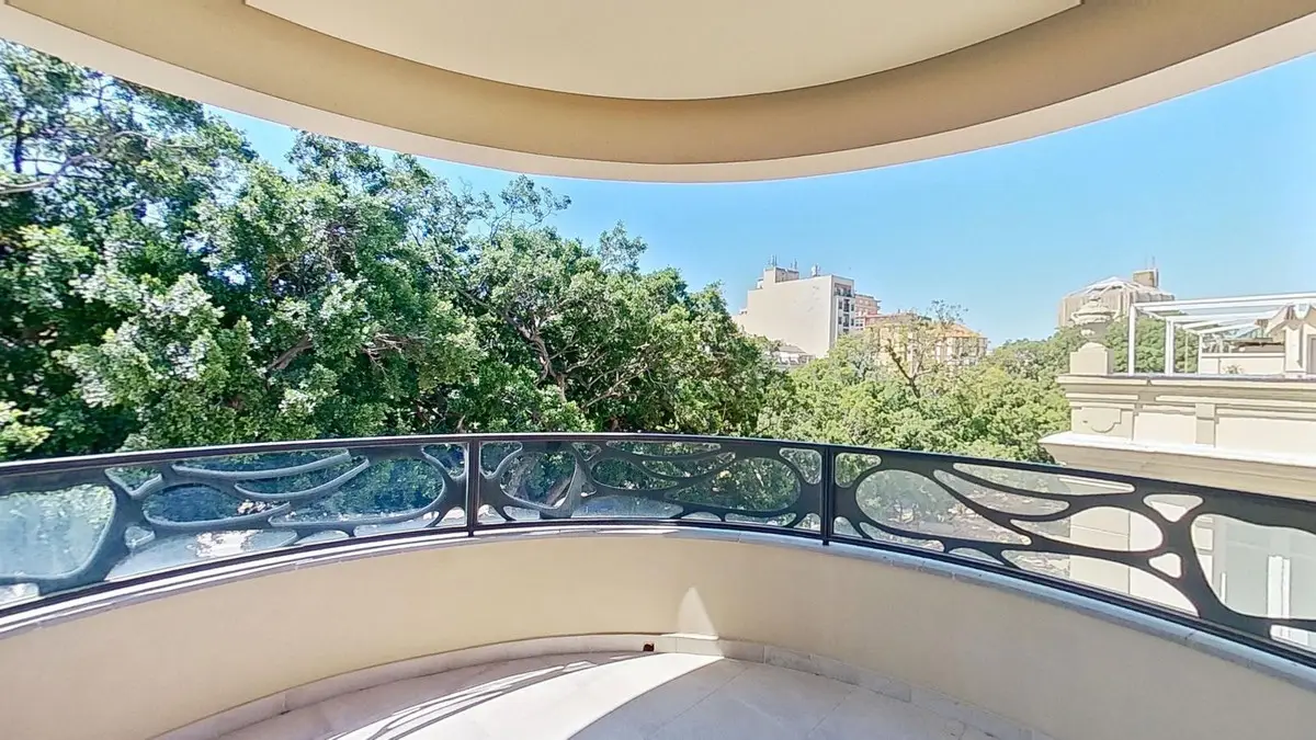 Middle Floor Apartment for sale in Málaga Centro — photo 1