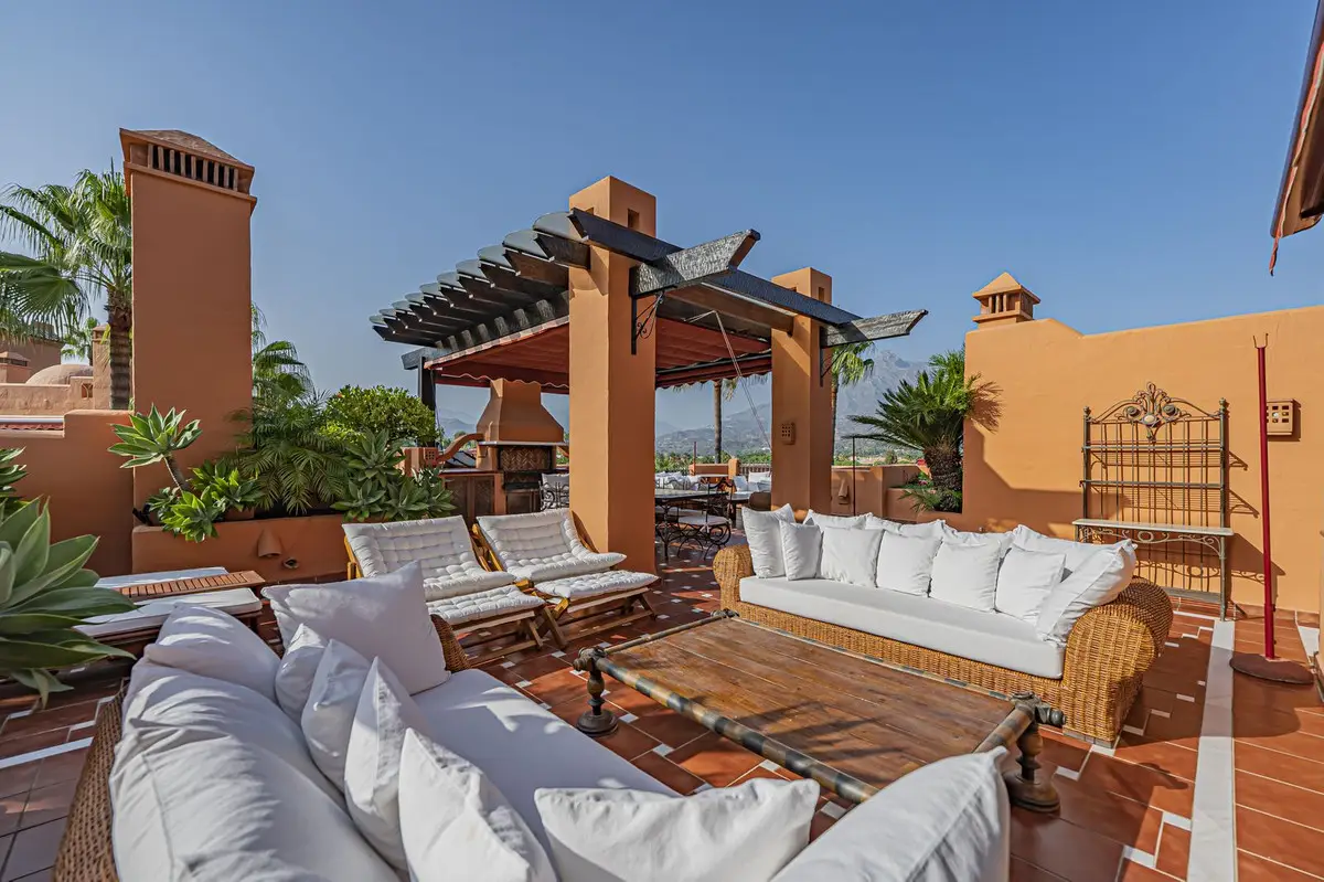 Penthouse for sale in Puerto Banús — photo 1