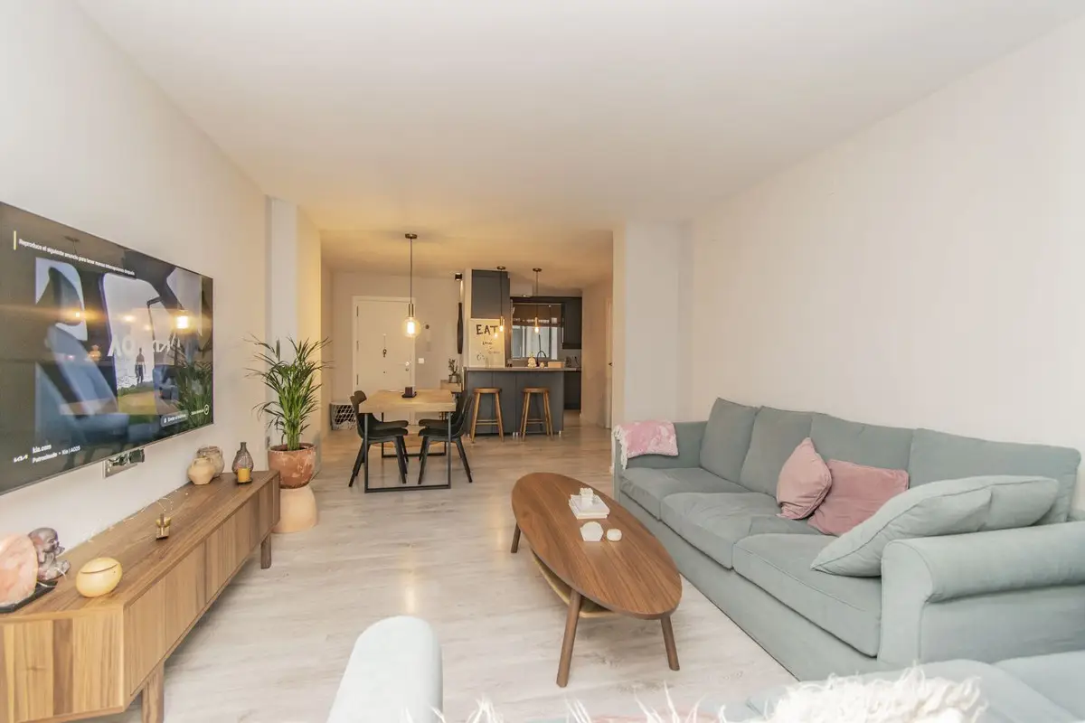 Middle Floor Apartment for sale in Marbella — photo 1