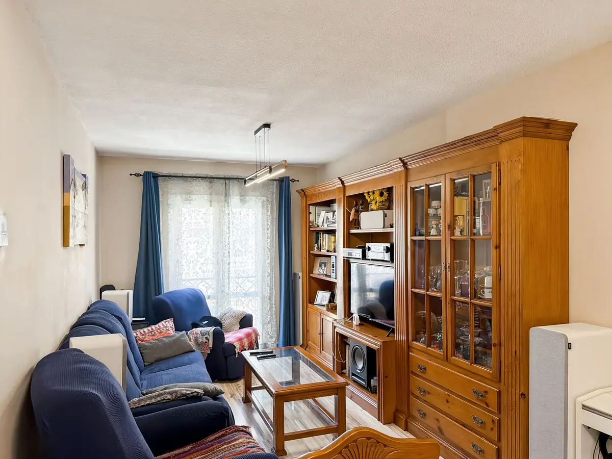 Middle Floor Apartment for sale in La Victoria — photo 1