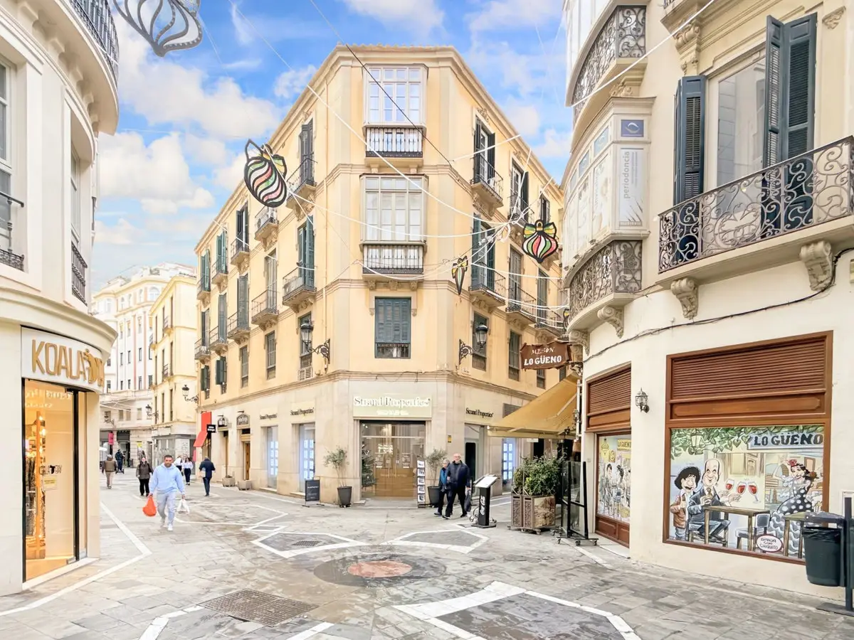 Middle Floor Apartment for sale in Centro Histórico — photo 1