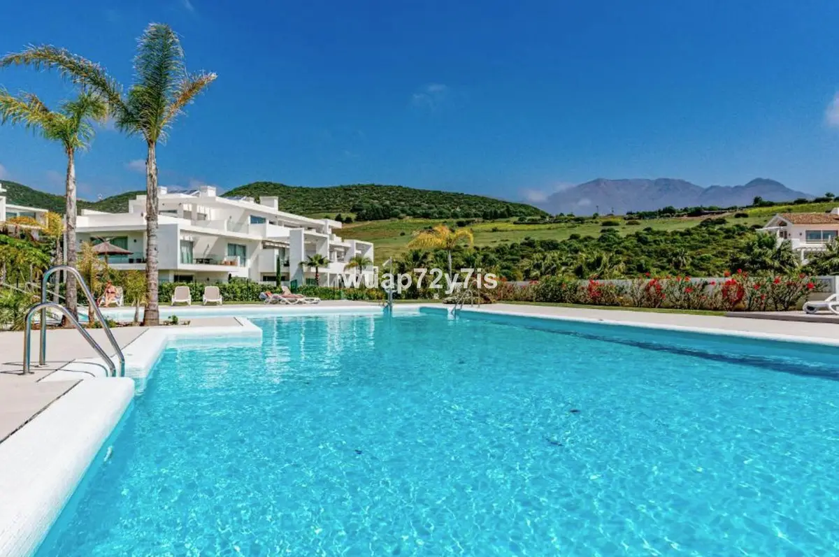 Top Floor Apartment for sale in Casares — photo 1
