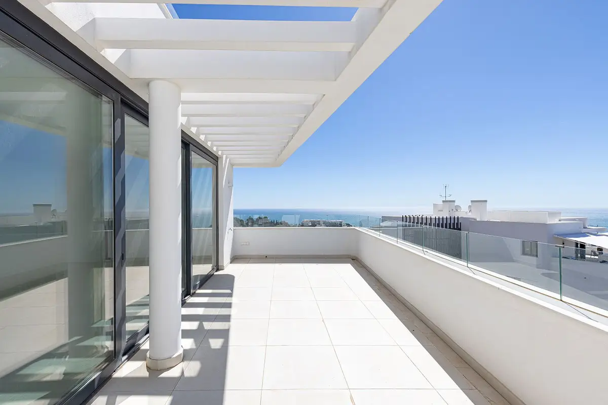 Penthouse for sale in Fuengirola — photo 1