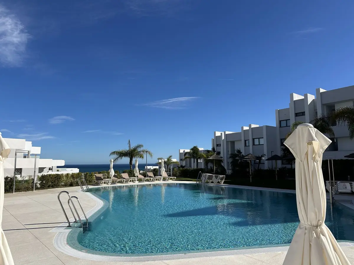 Ground Floor Apartment for sale in Manilva — photo 1