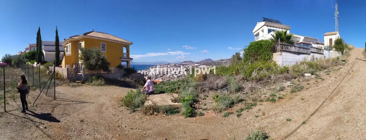 Land for sale in Rincón de la Victoria — photo 1