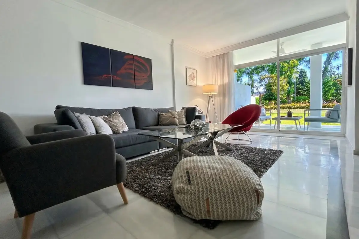 Middle Floor Apartment for sale in Puerto Banús — photo 1