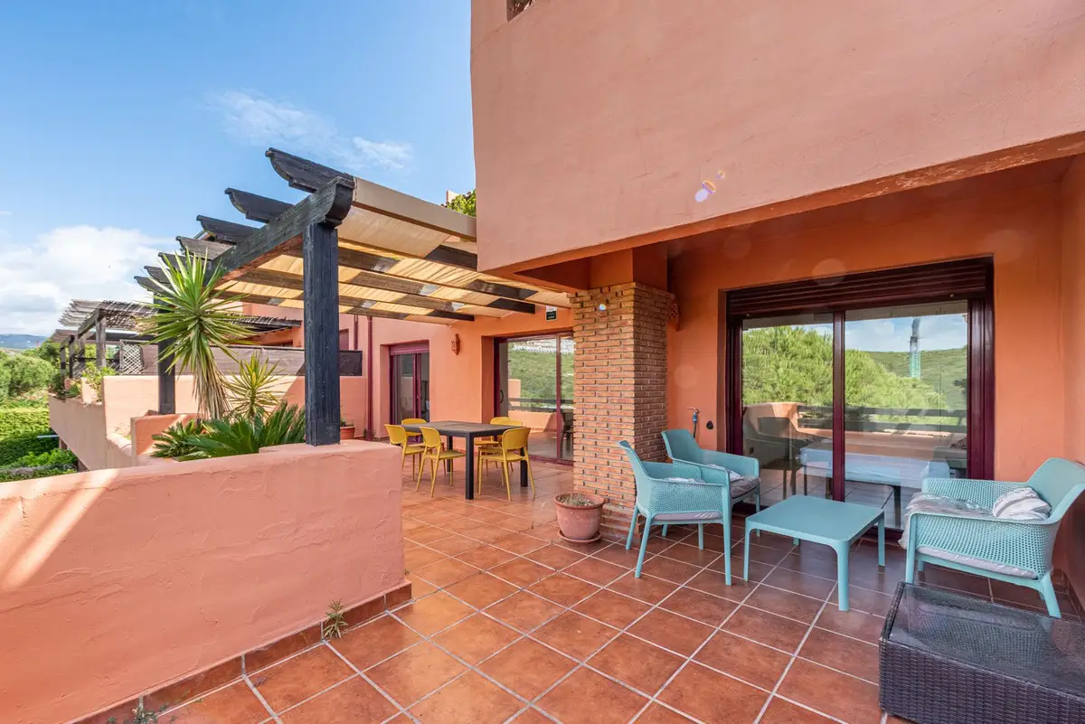 Middle Floor Apartment for sale in Casares — photo 1