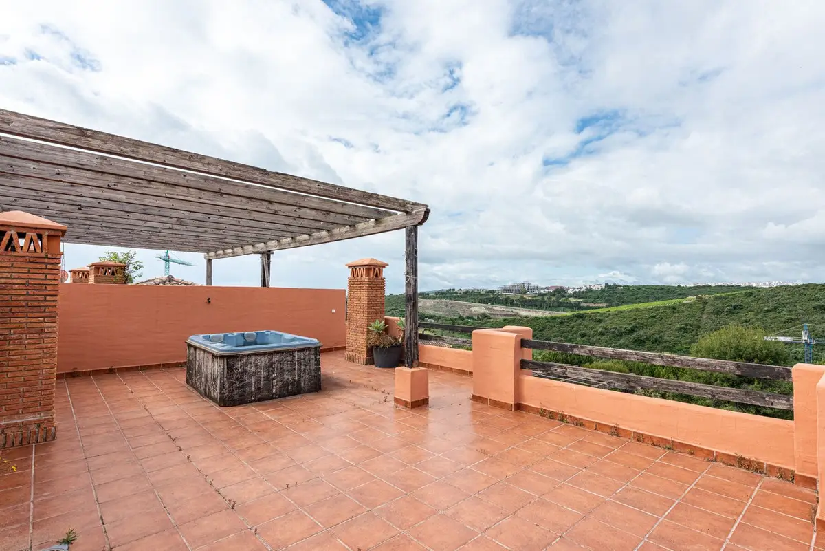 Penthouse Duplex for sale in Casares — photo 1
