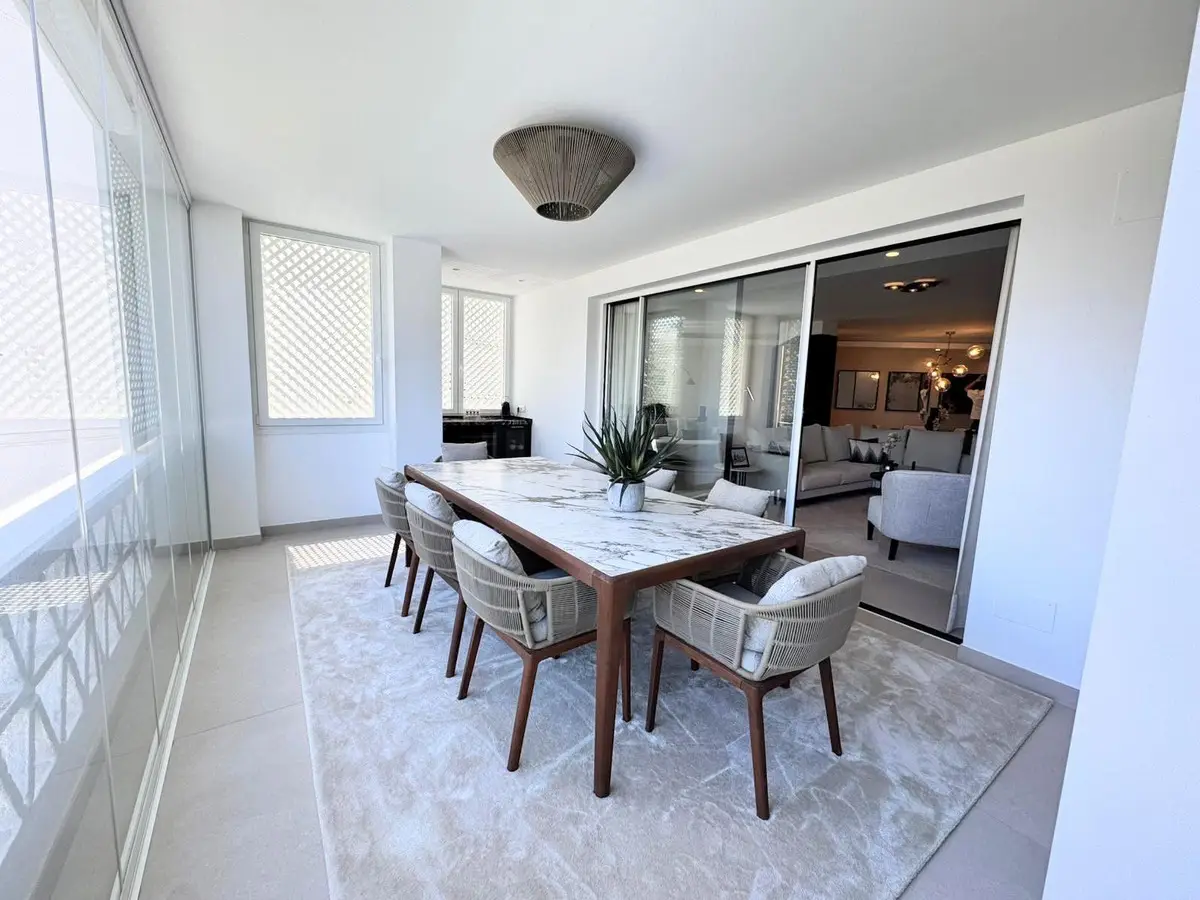 Middle Floor Apartment for sale in Puerto Banús — photo 1