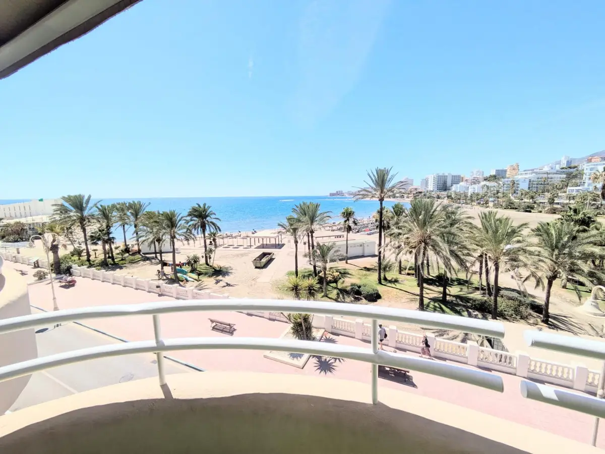 Penthouse for sale in Benalmadena — photo 1