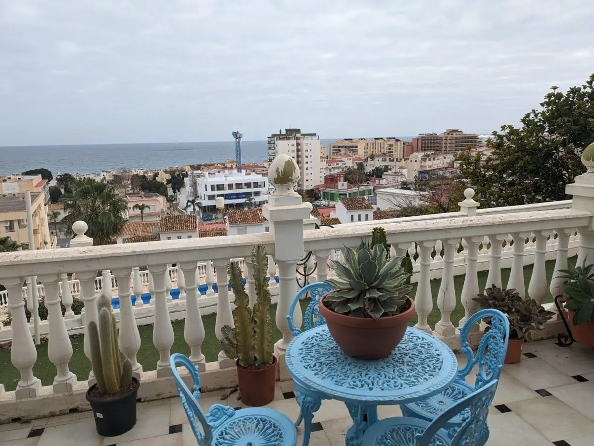 Middle Floor Apartment for sale in Montemar — photo 1