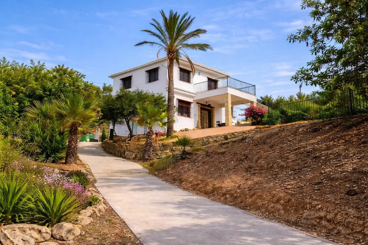 Finca - Cortijo til salg i Cártama — foto 1