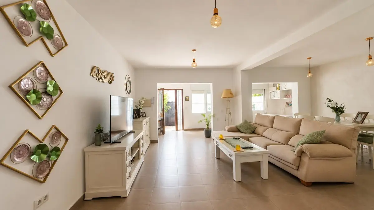 Semi-Detached House for sale in Benalmadena Costa — photo 1